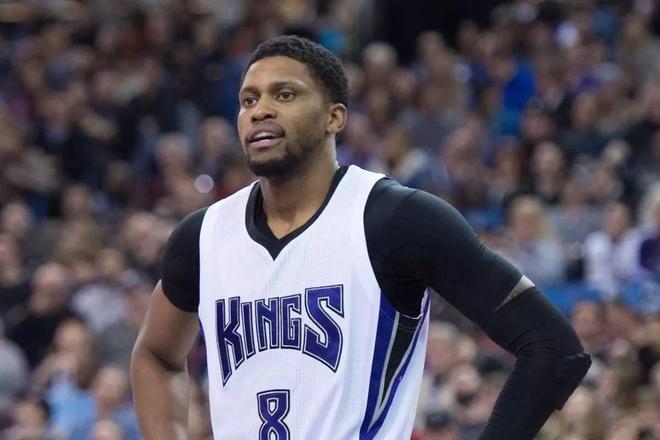 詹姆斯25 詹姆斯25