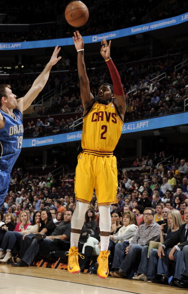 她做了三点 她做了三点