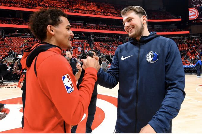 前场断球后 前场断球后