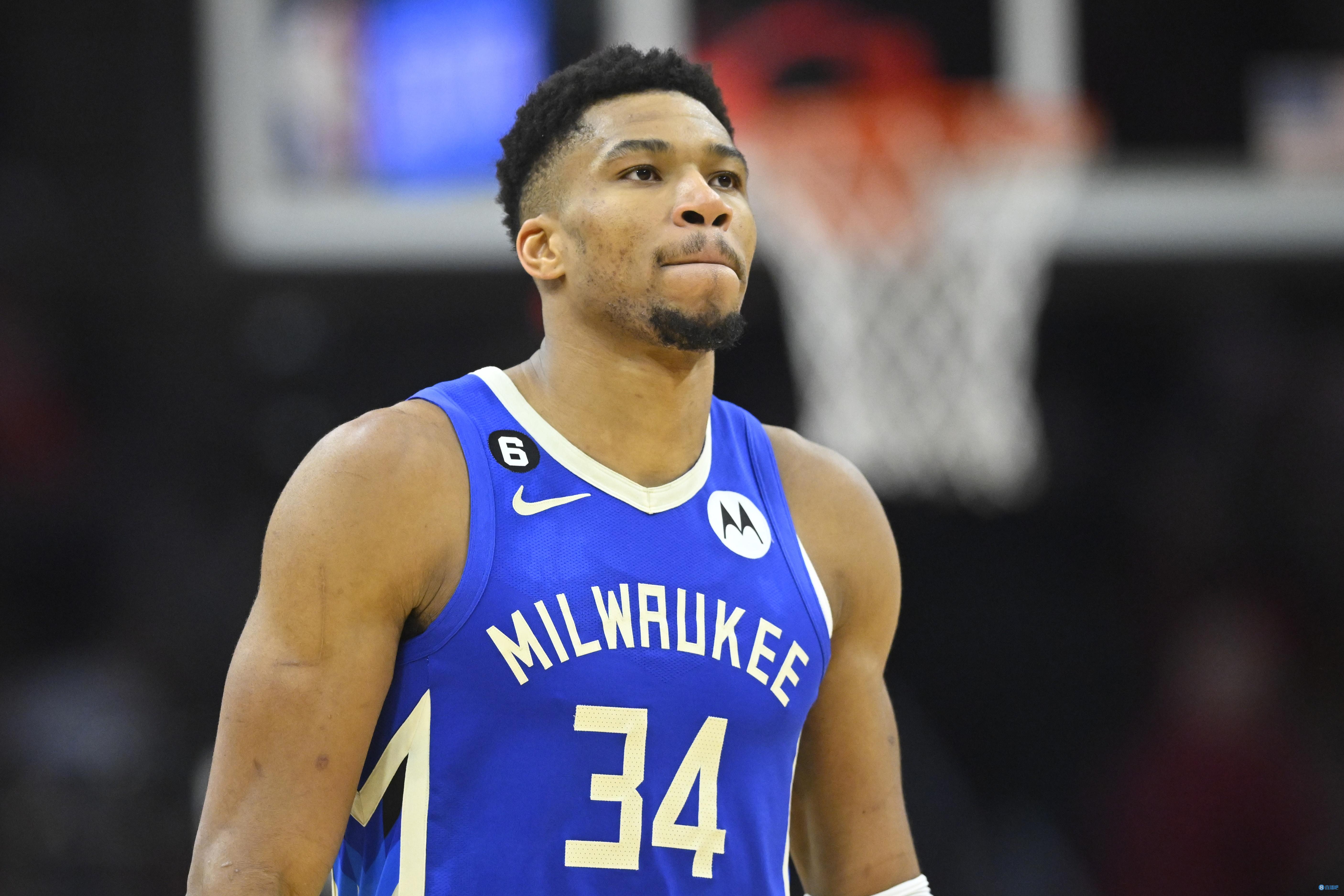 区域防守更 区域防守更