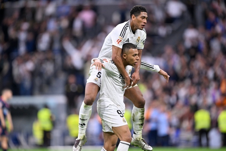 绕篝火刷新 绕篝火刷新